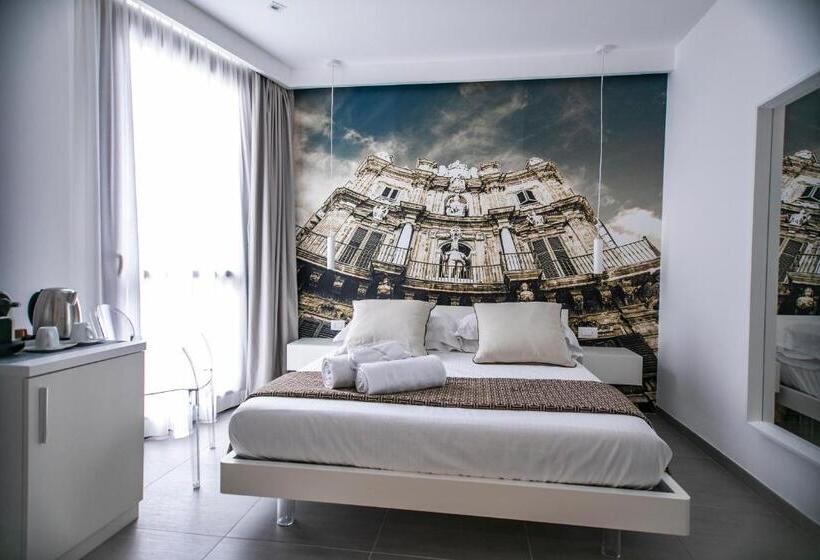 带阳台的豪华间, Suite Quaroni