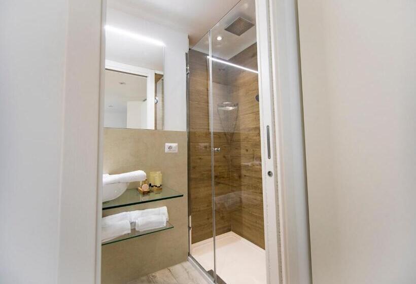 标准间, Suite Quaroni