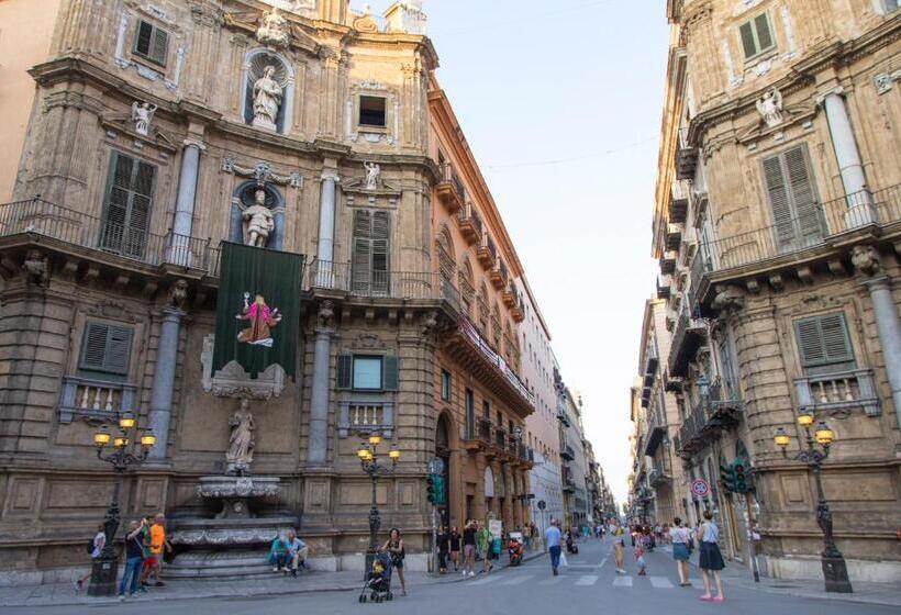 带阳台的豪华间, Suite Quaroni