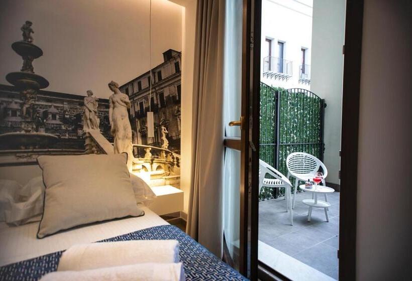 带阳台的三人标准间, Suite Quaroni