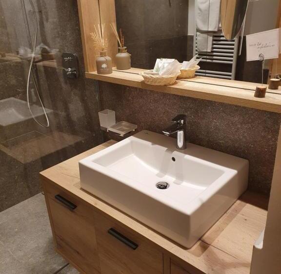 Номер Deluxe, Garni Hotel Mezdi