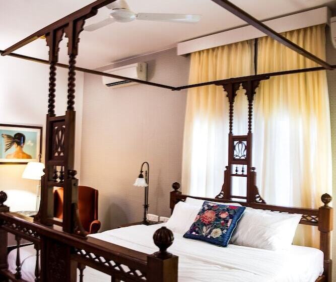 Люкс, Ikhaya Artisanal Boutique House