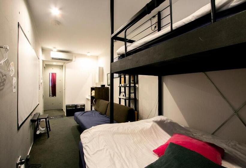 חדר סטנדרט לארבעה, Minn Haneda Airport