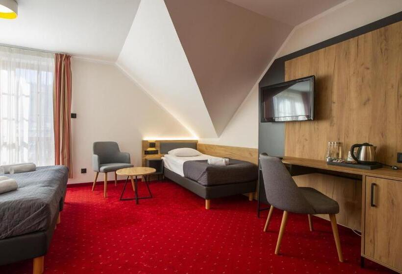 バルコニー付きスタンダードトリプルルーム, Pensjonat Puchaczówka