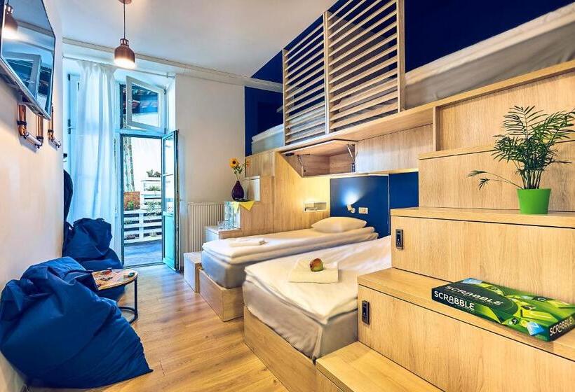 Четырехместный Номер Стандарт, Draggo House