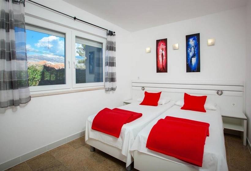 带1个卧室的公寓, Ark Beach Apartments