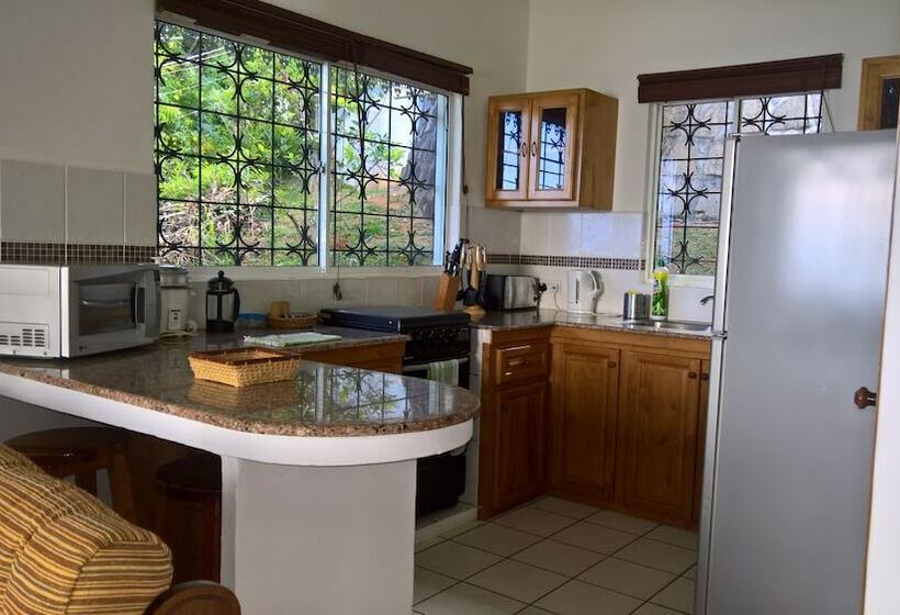 کلبه ییلاقی, Chepsted Chalets