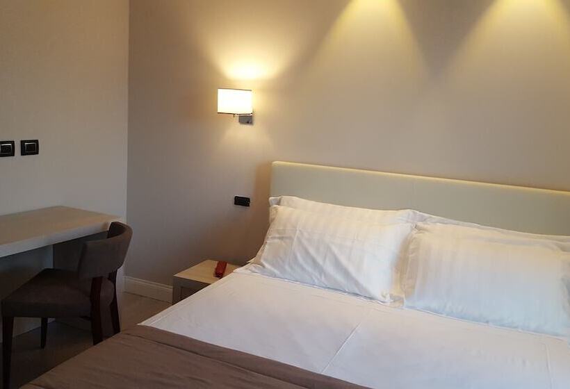 Superior Room with Terrace, Villa Barsanti