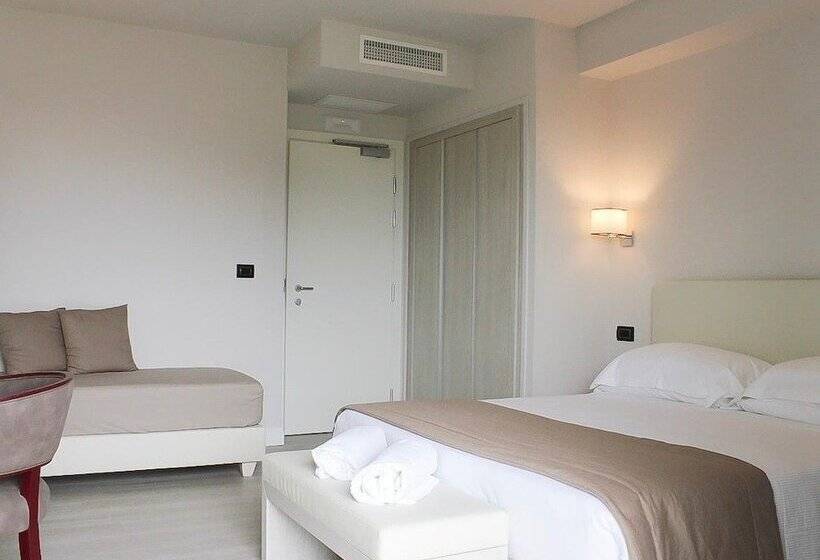 اتاق لوکس سه تخته, Villa Barsanti