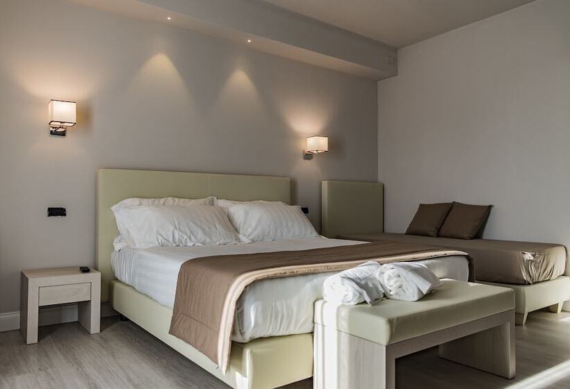 اتاق سوپریور سه تخته, Villa Barsanti