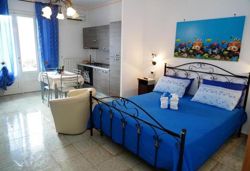 استودیو خانوادگی, B&b La Strea