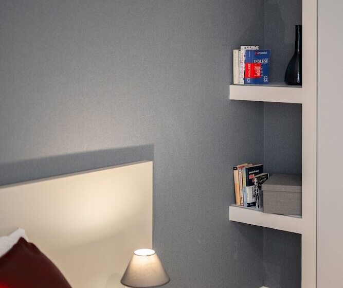 اتاق استاندارد, It S Room Naples