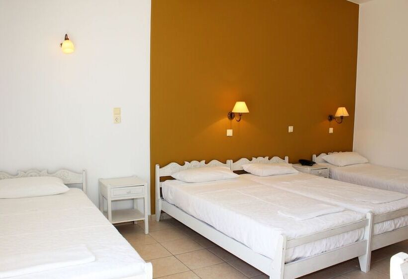 四人标准间, Ikaros Art