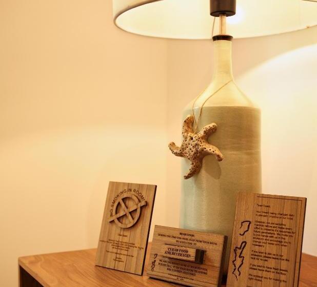 Juniorsvit Havsutsikt, Riff Hikkaduwa