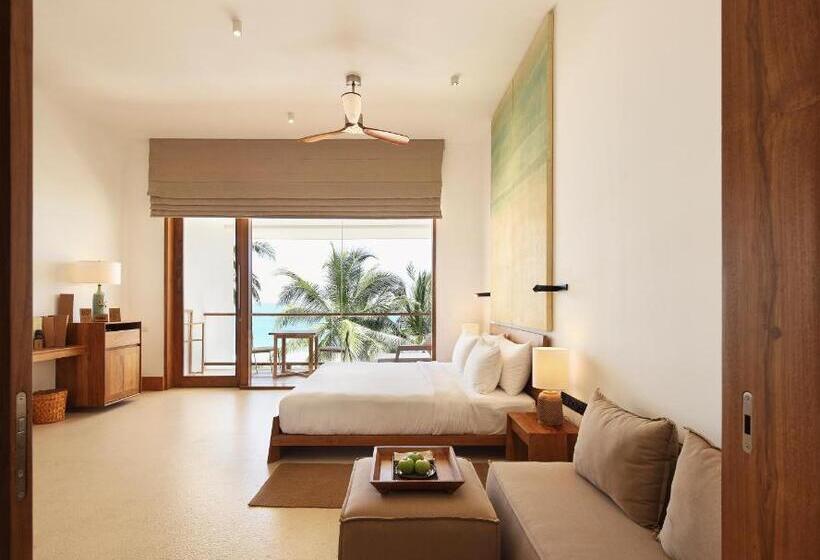 Juniorsvit Havsutsikt, Riff Hikkaduwa