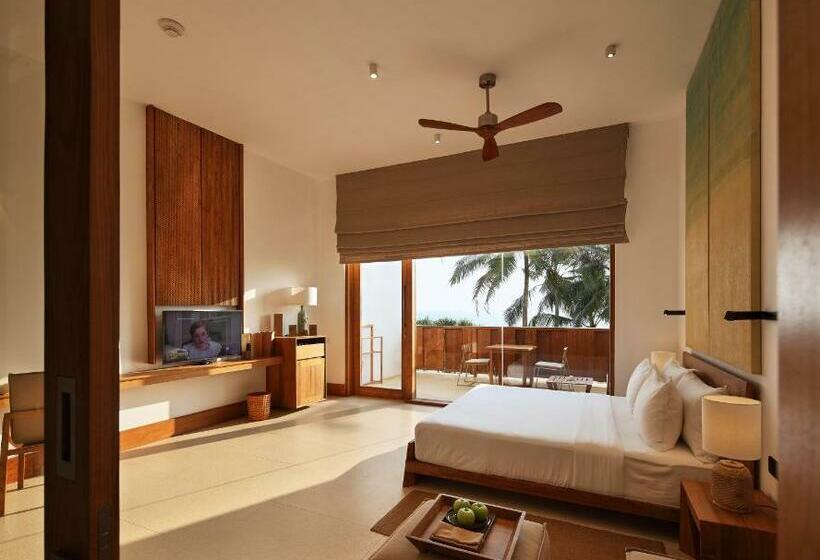 Juniorsvit Havsutsikt, Riff Hikkaduwa