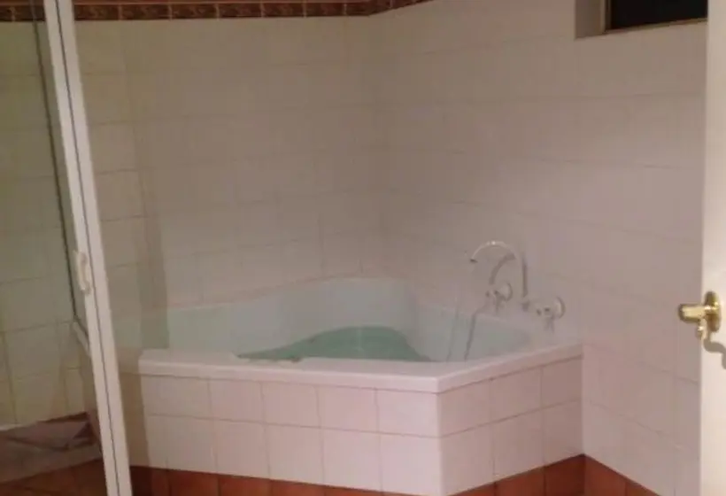 デラックスルーム, Condobolin Motor Inn
