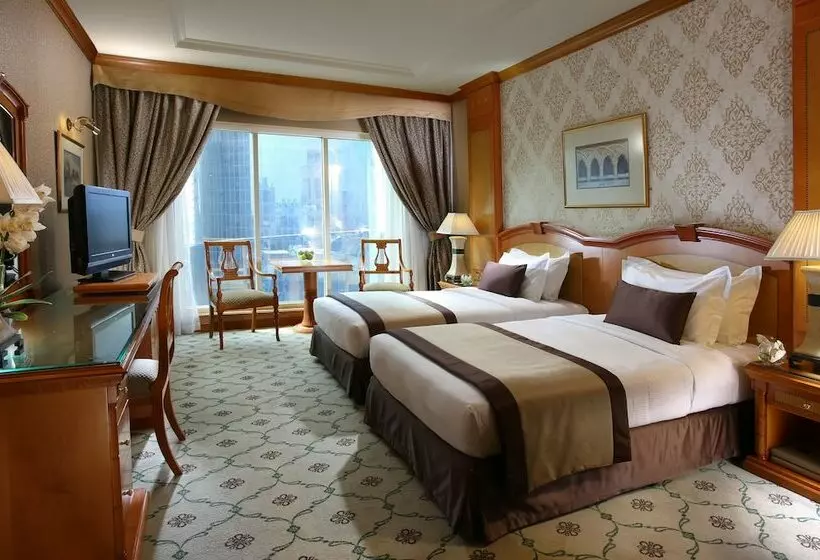 اتاق لوکس, Knight Castle Hotel Formerly Known As Carlton Palace