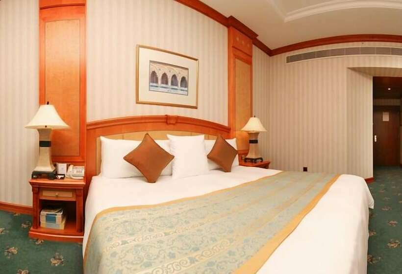 اتاق لوکس, Knight Castle Hotel   Formerly Known As Carlton Palace