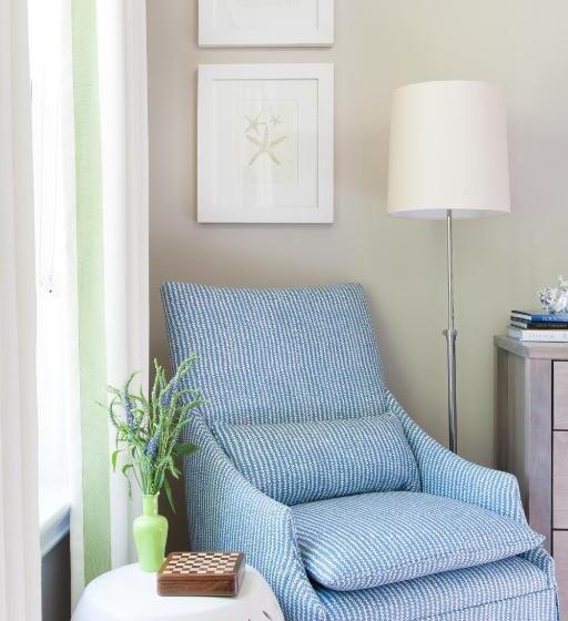 デラックスルーム, 76 Main