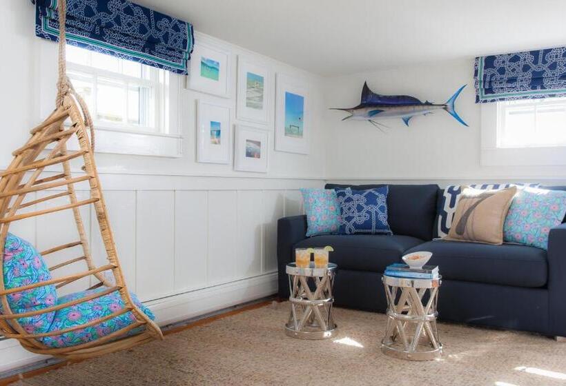 エクゼクティブスイート, 76 Main