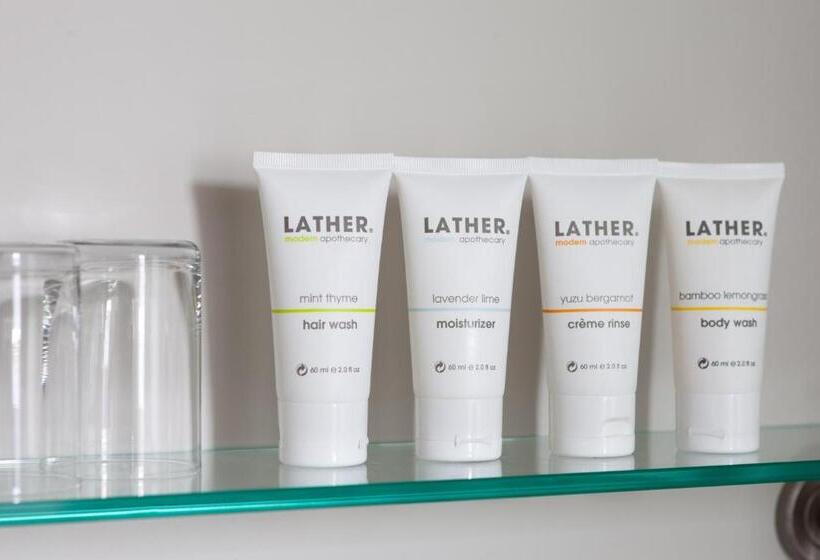 ジュニアスイート, 76 Main