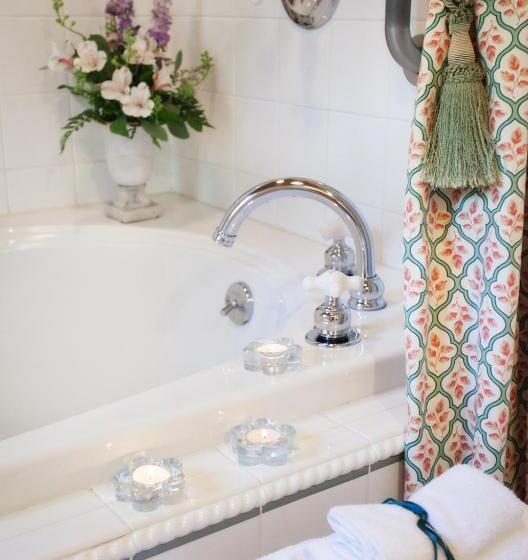 غرفة ديلوكس سرير كينج, Adair Country Inn & Restaurant