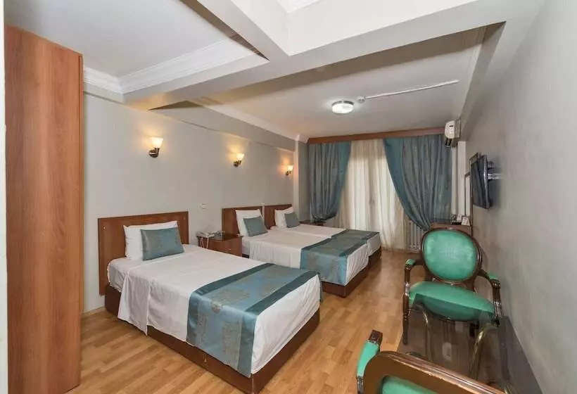اتاق استاندارد سه نفره, Beyaz Kuğu
