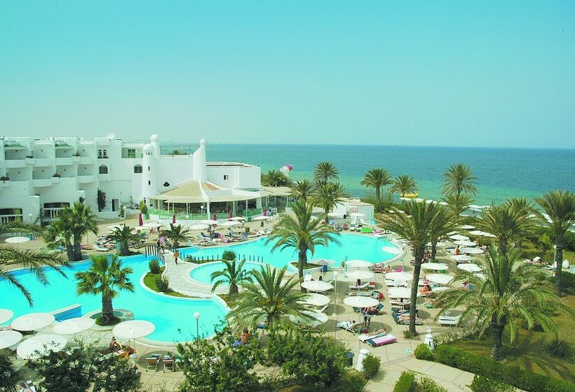 スタンダードトリプルルーム, El Mouradi Skanes