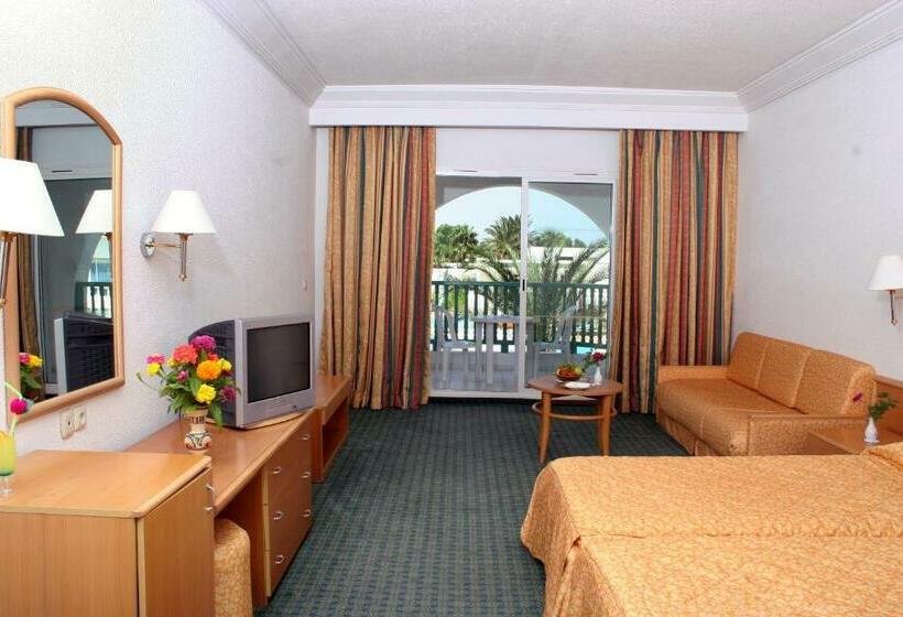 スタンダードトリプルルーム, El Mouradi Skanes