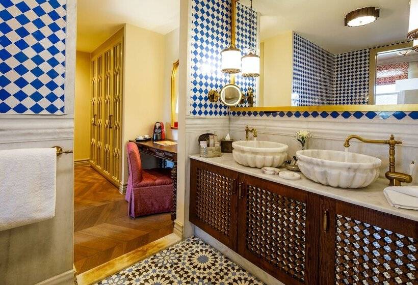 Junior Suite, Hagia Sofia Mansions Istanbul, Curio Collection By Hilton