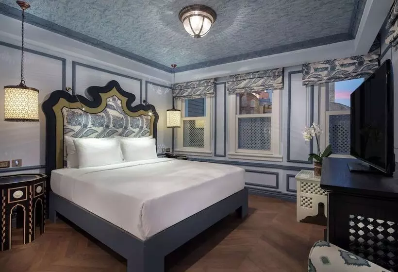 Superior Room, Hagia Sofia Mansions Istanbul, Curio Collection By Hilton