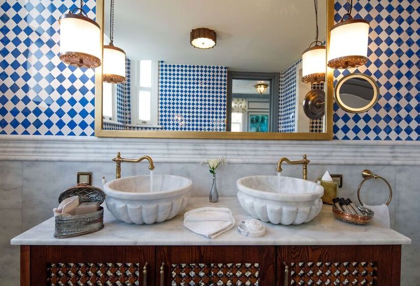 Superior Room, Hagia Sofia Mansions Istanbul, Curio Collection By Hilton