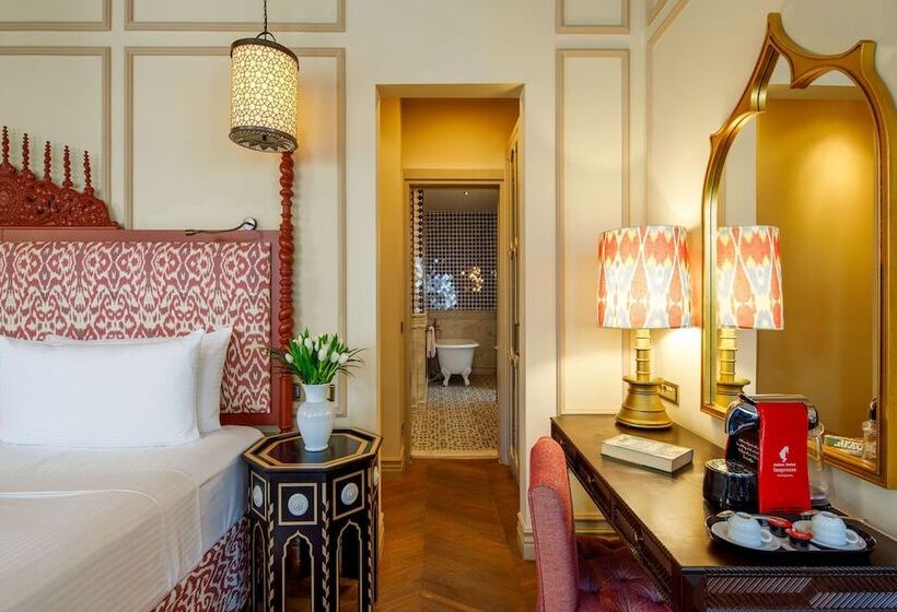 Junior Suite, Hagia Sofia Mansions Istanbul, Curio Collection By Hilton