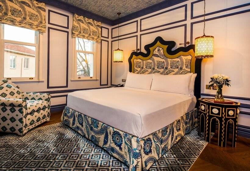 Standard Room, Hagia Sofia Mansions Istanbul, Curio Collection By Hilton