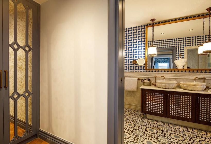 Suite, Hagia Sofia Mansions Istanbul, Curio Collection By Hilton