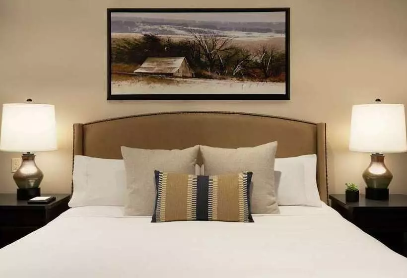 Standard Room, Hagia Sofia Mansions Istanbul, Curio Collection By Hilton