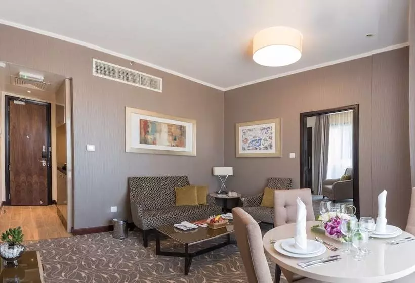 デラックススイート, Hawthorn Extended Stay By Wyndham Abu Dhabi City Center
