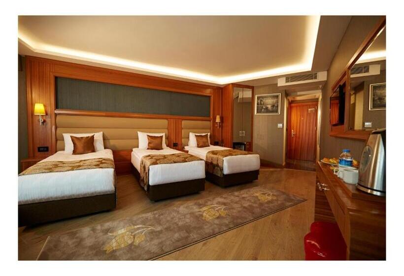 Family Room Shared Bathroom