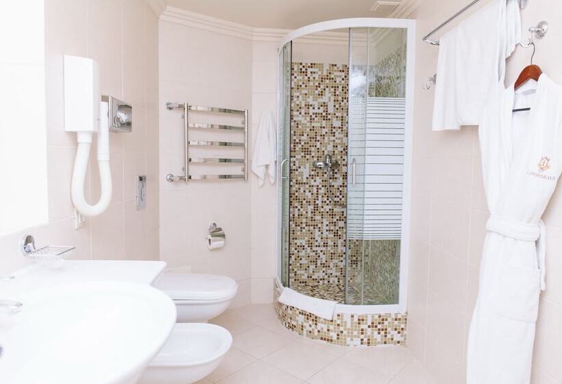 سوییت جونیور, Londonskaya Spa