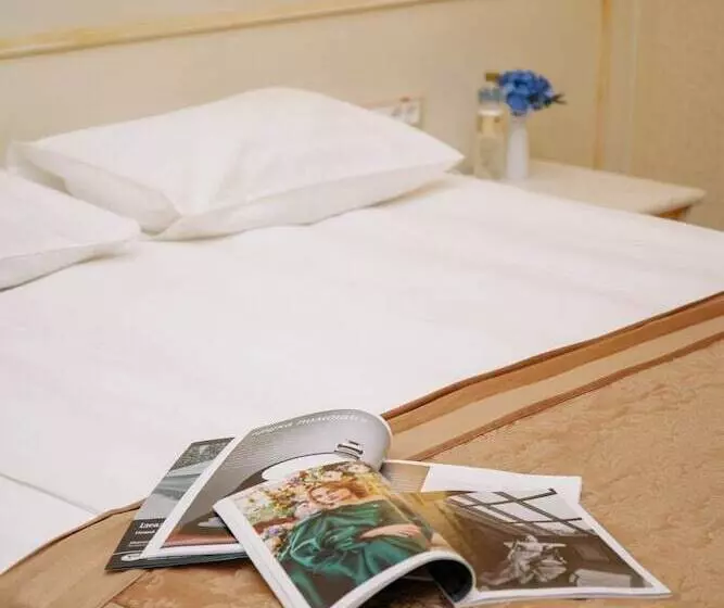 سوییت جونیور, Londonskaya Spa