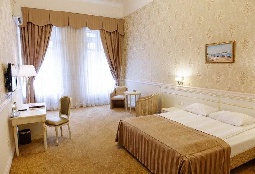 سوییت جونیور, Londonskaya Spa