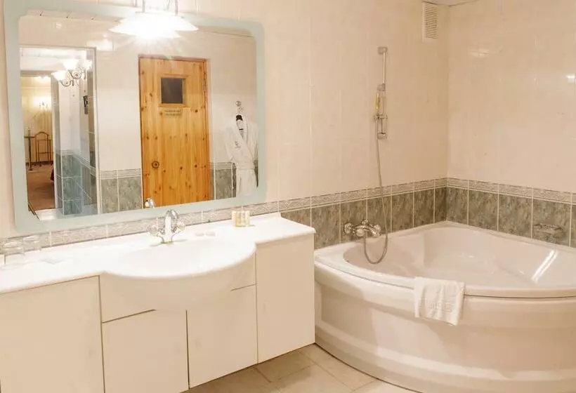 سوییت, Londonskaya Spa