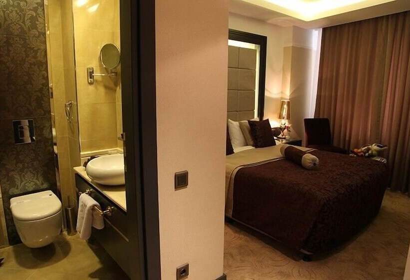 اتاق خانوادگی, Mirilayon