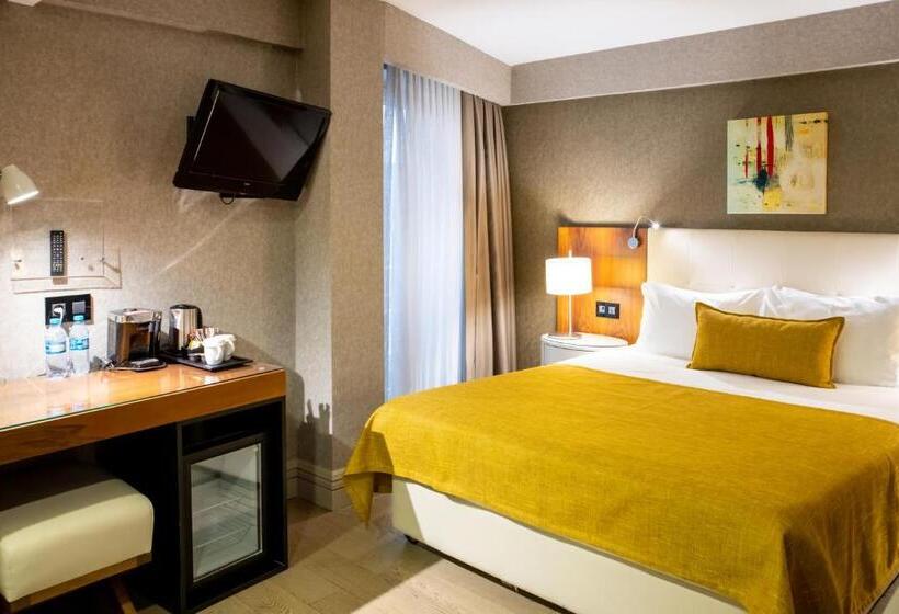 سوئیت خانوادگی اقتصادی, Ramada Istanbul Grand Bazaar