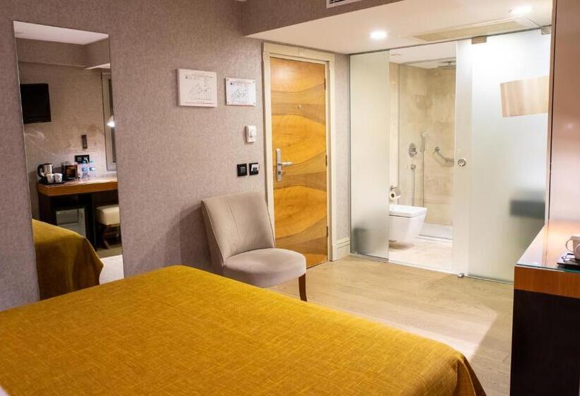 سوئیت خانوادگی اقتصادی, Ramada Istanbul Grand Bazaar