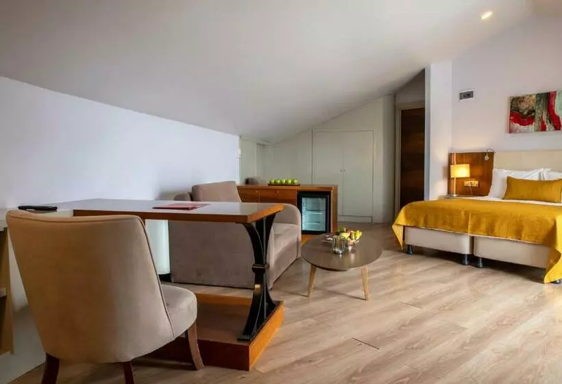 デラックスルーム, Ramada Istanbul Grand Bazaar