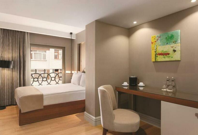 اتاق استاندارد یک نفره, Ramada Istanbul Grand Bazaar