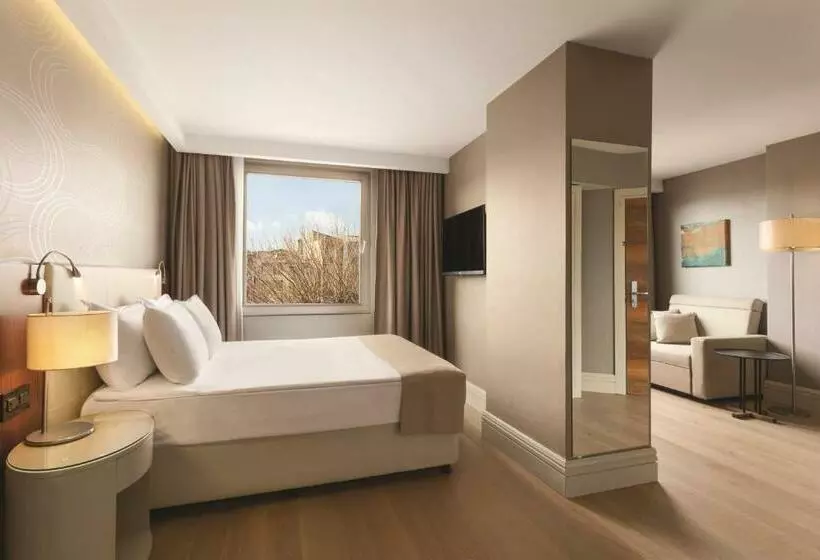 家族用の部屋エコノミー, Ramada Istanbul Grand Bazaar