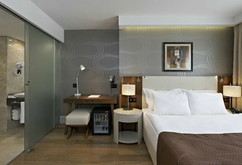 غرفة ديلوكس, Ramada Istanbul Grand Bazaar